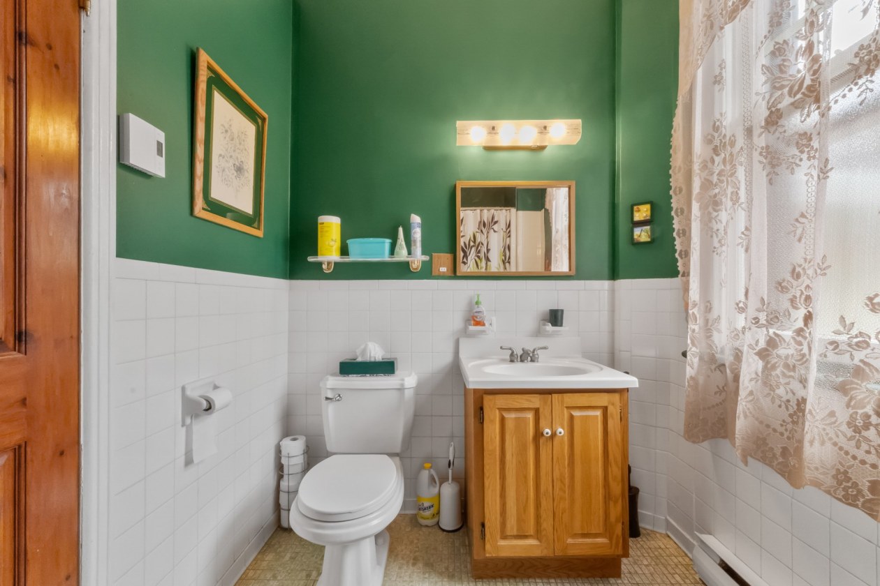 Salle de bains — 530, 44e Avenue, Montréal (Lachine), H8T2K8, Montréal (Lachine)