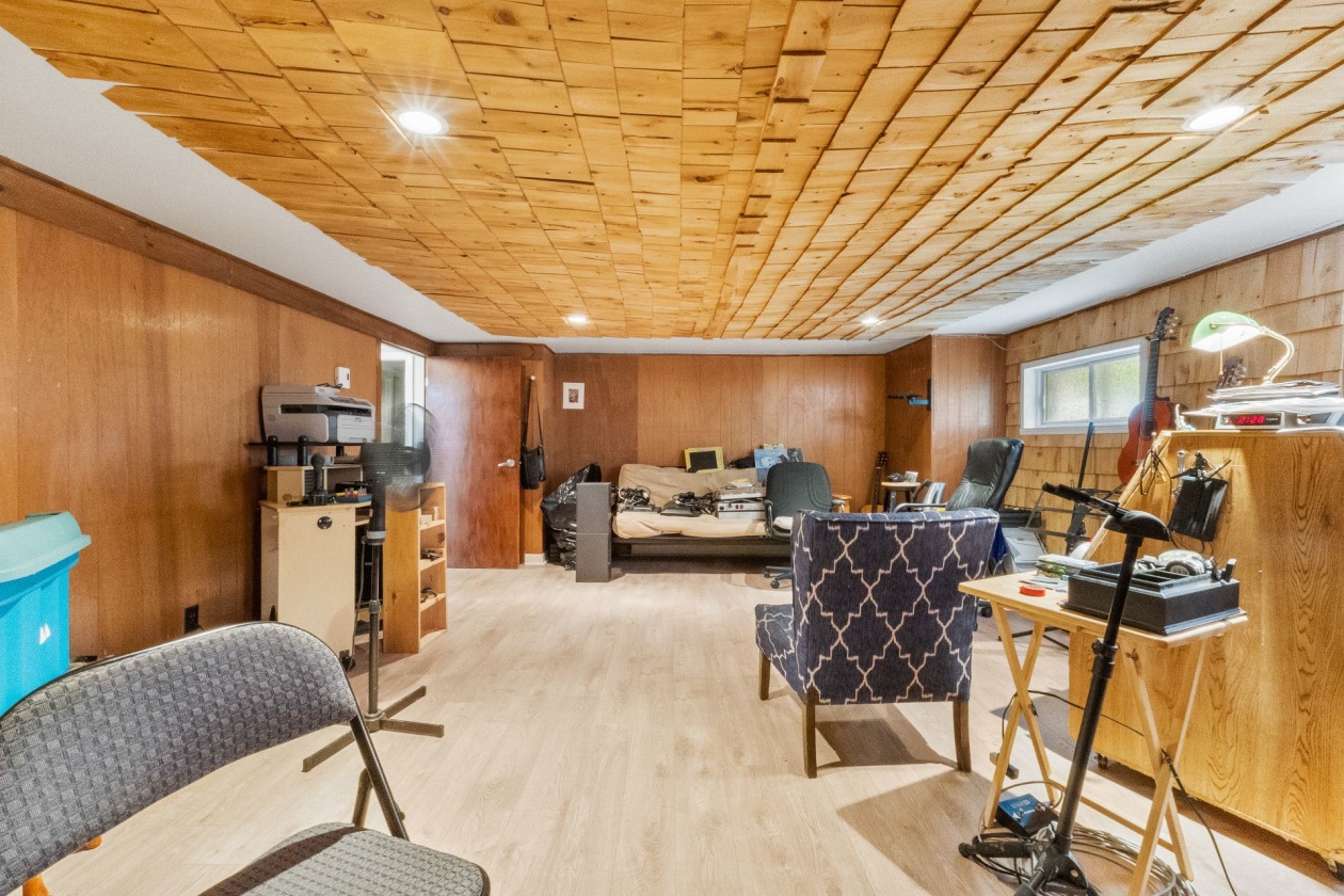 Salle familiale — 530, 44e Avenue, Montréal (Lachine), H8T2K8, Montréal (Lachine)