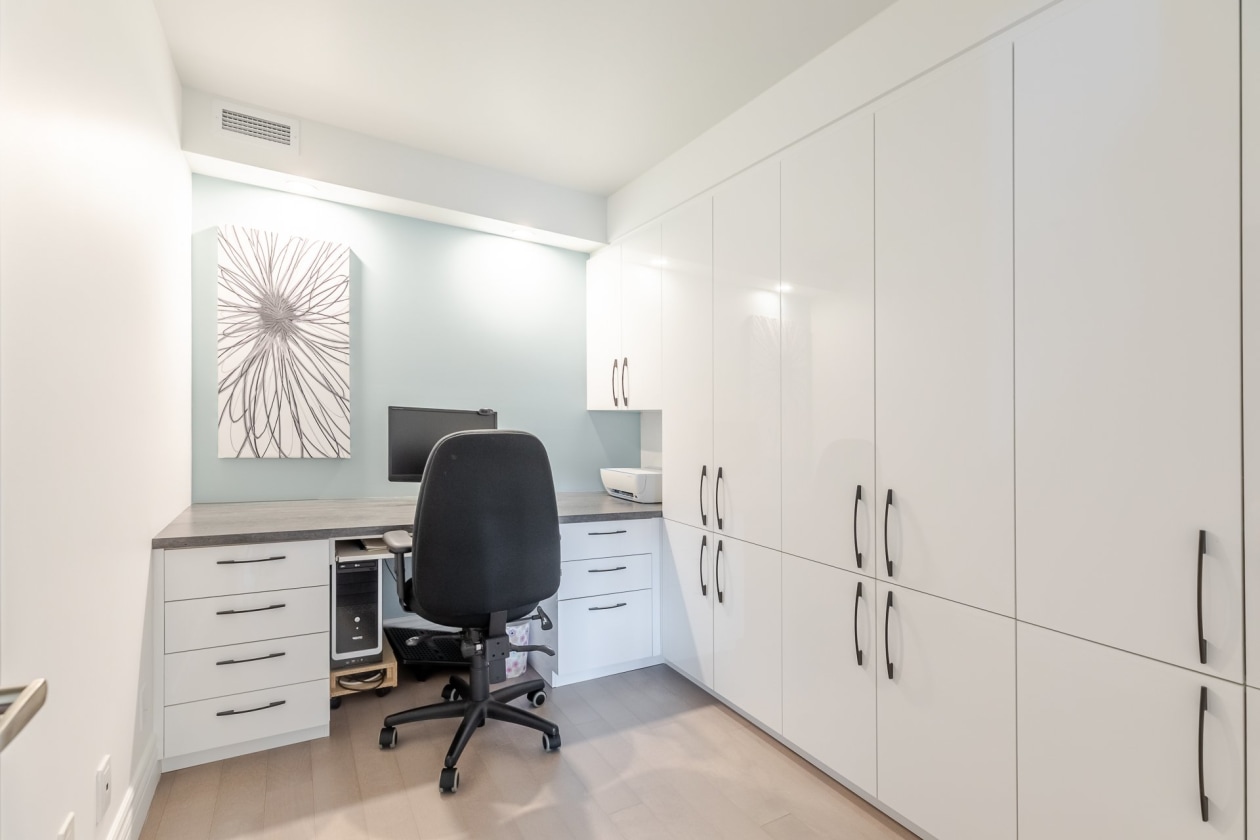 Bureau — 1669, Rue Claire-Bonenfant, 202, Québec (Les Rivières), G2K0J7, Québec (Les Rivières)