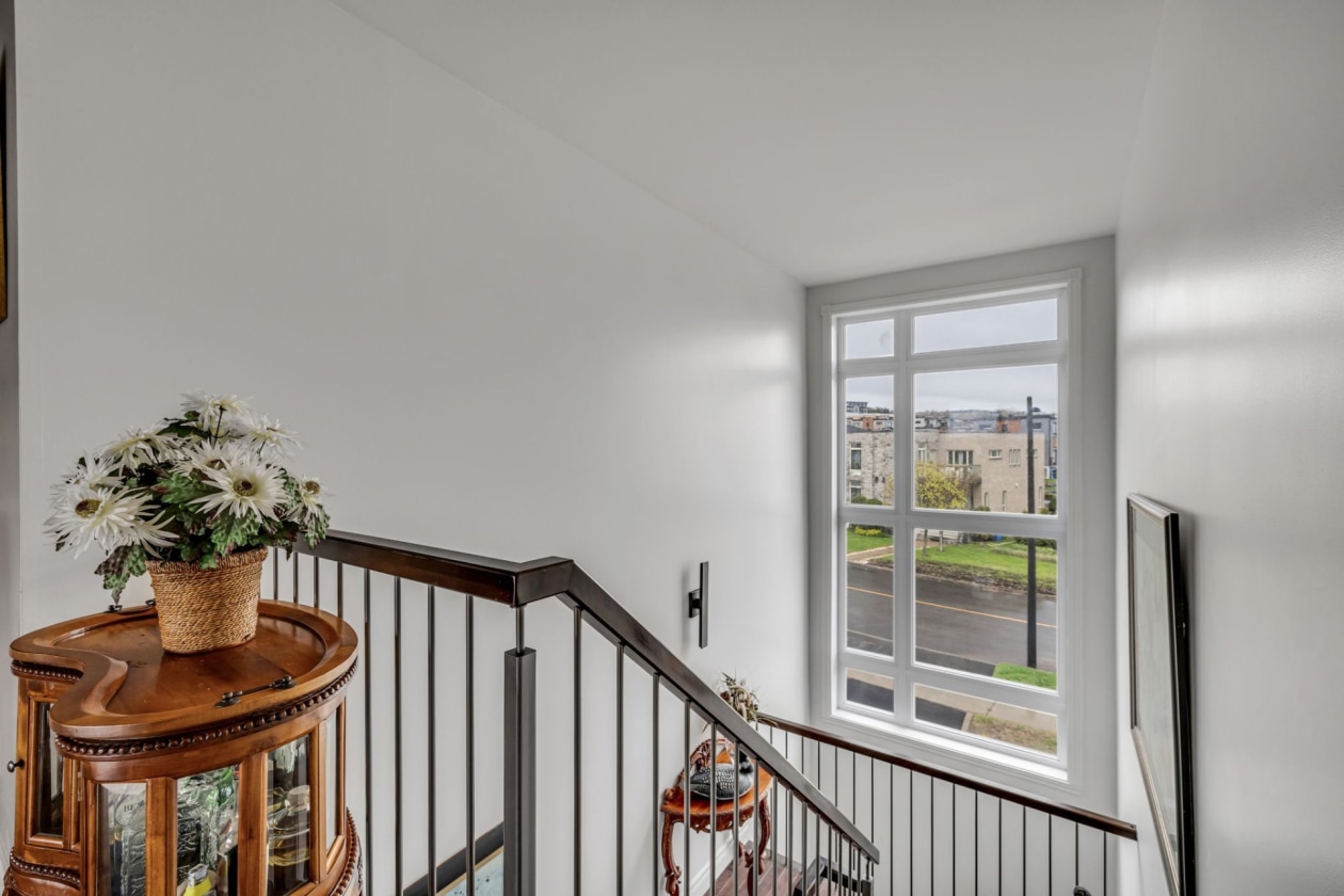 Escalier — 327, Rue des Pionnières-de-Beauport, Québec (Beauport), G1E0A6, Québec (Beauport)