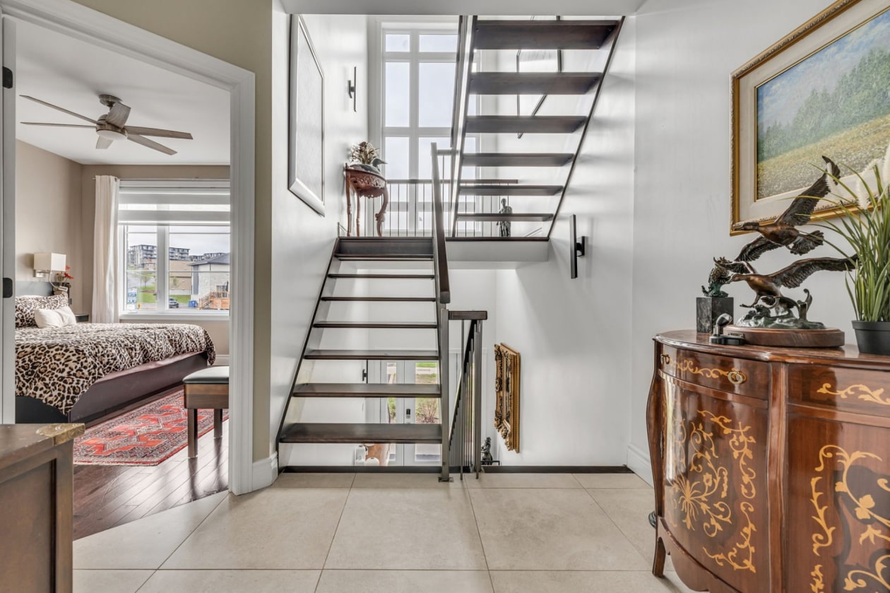 Escalier — 327, Rue des Pionnières-de-Beauport, Québec (Beauport), G1E0A6, Québec (Beauport)