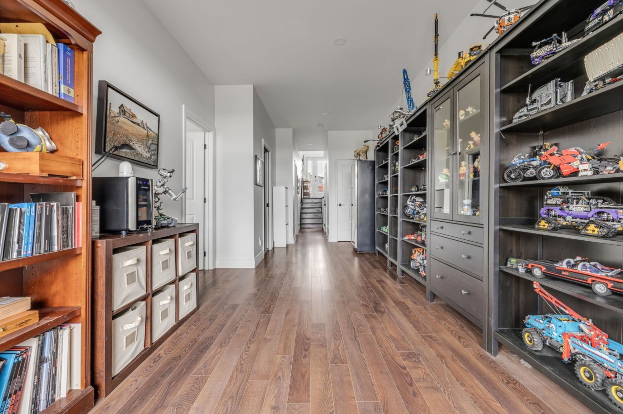 Salle familiale — 327, Rue des Pionnières-de-Beauport, Québec (Beauport), G1E0A6, Québec (Beauport)