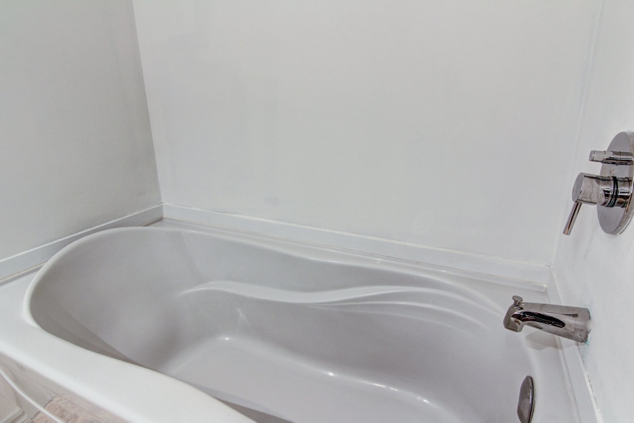 Salle de bains — 4072, Rue de la Loire, 4, Saguenay (Jonquière), G8A1E9, Saguenay (Jonquière)