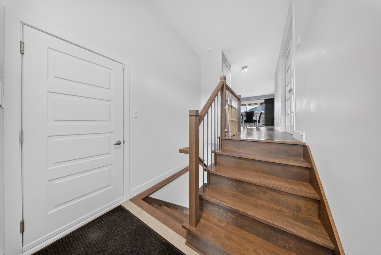 Hall d'entrée — 1543, Rue Stevens, Farnham, J2N0G6, Farnham