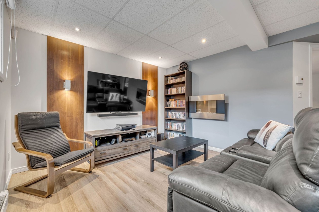 Salle familiale — 501, Rue du Bouleau-Blanc, Québec (La Haute-Saint-Charles), G3G1V5, Québec (La Haute-Saint-Charles)