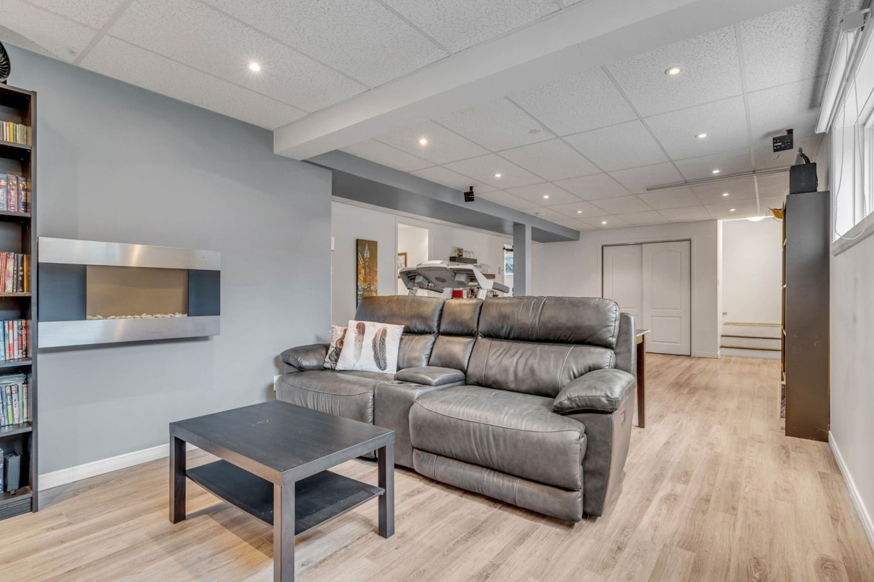 Salle familiale — 501, Rue du Bouleau-Blanc, Québec (La Haute-Saint-Charles), G3G1V5, Québec (La Haute-Saint-Charles)