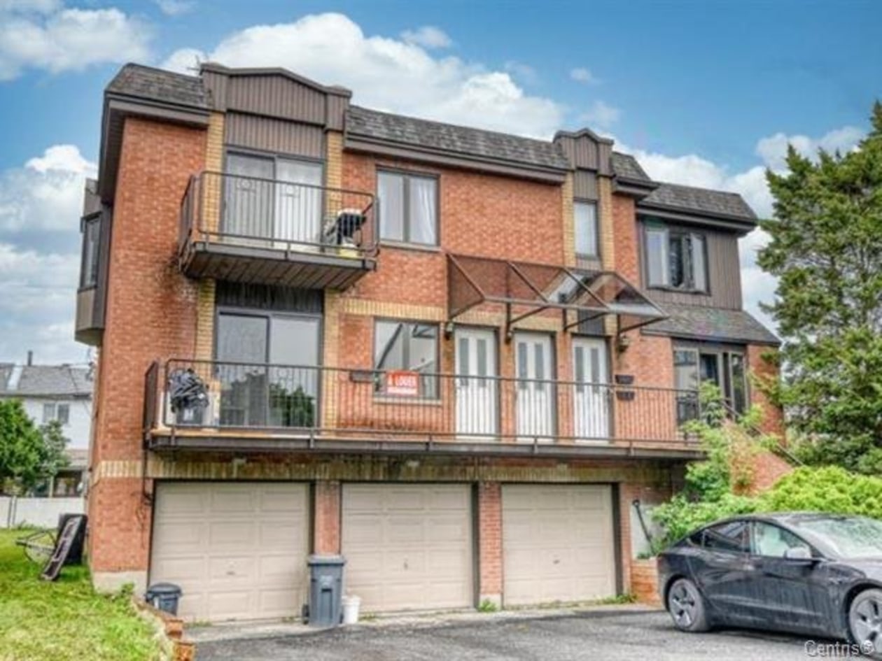 Façade — 3331, Rue Mistral, Brossard, J4Y2T3, Brossard