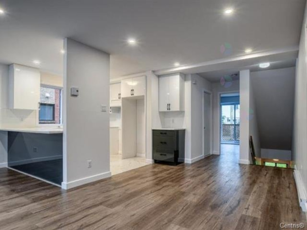 Salle à manger — 3331, Rue Mistral, Brossard, J4Y2T3, Brossard