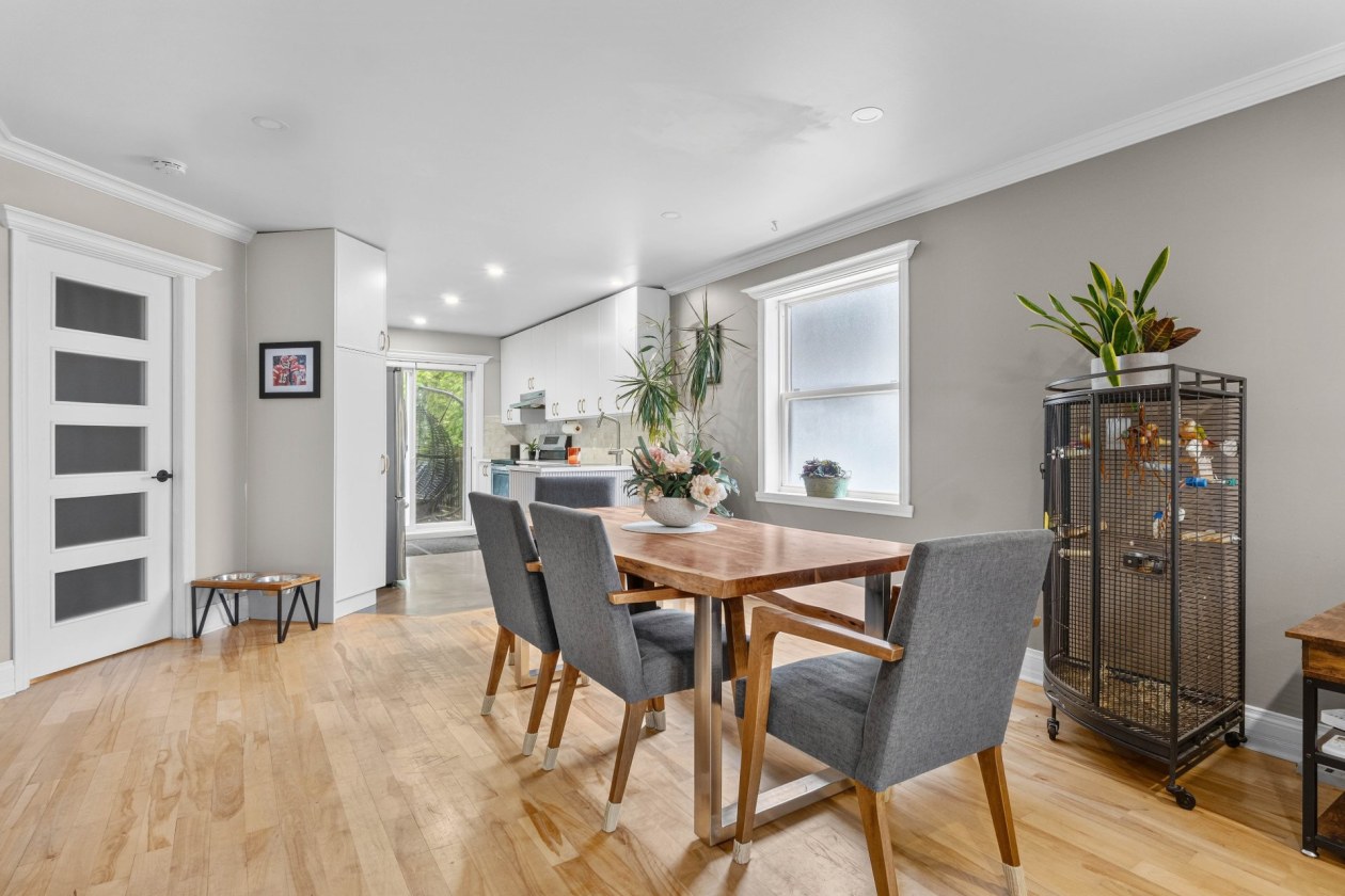Salle à manger — 990, Rue de Bordeaux, Laval (Fabreville), H7P3Z5, Laval (Fabreville)