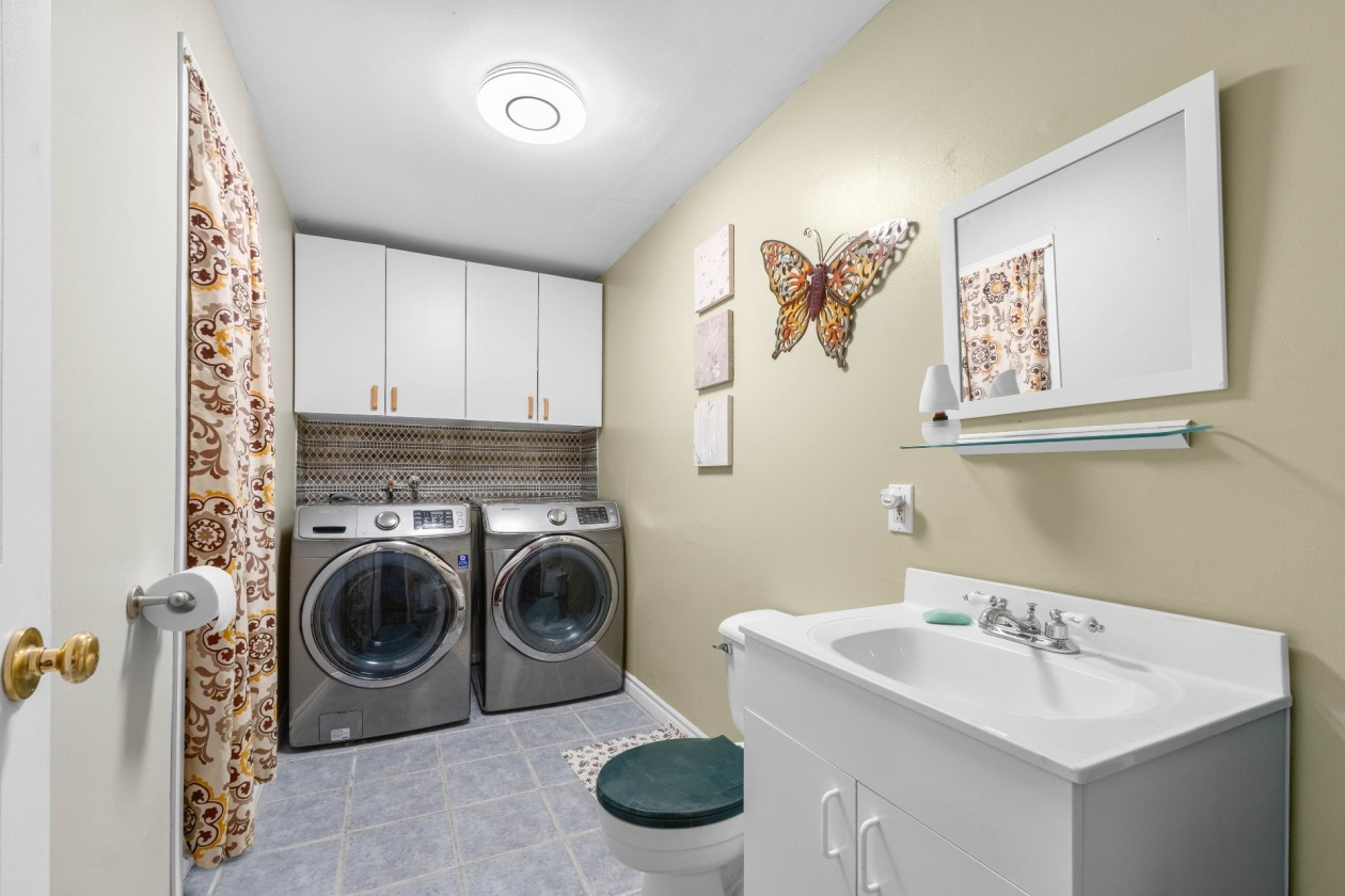 Salle de lavage — 990, Rue de Bordeaux, Laval (Fabreville), H7P3Z5, Laval (Fabreville)