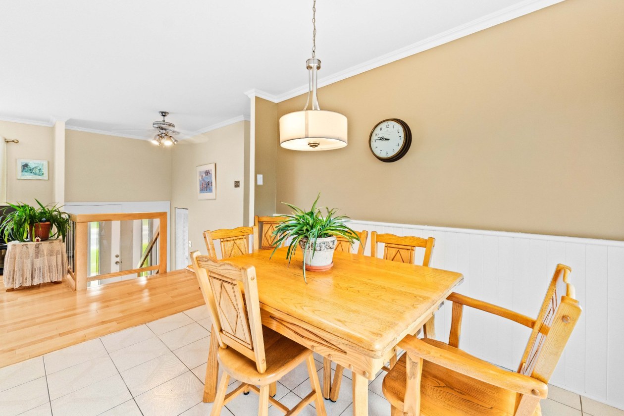Salle à manger — 644, Av. Crépeau, Mascouche, J7K2R3, Mascouche