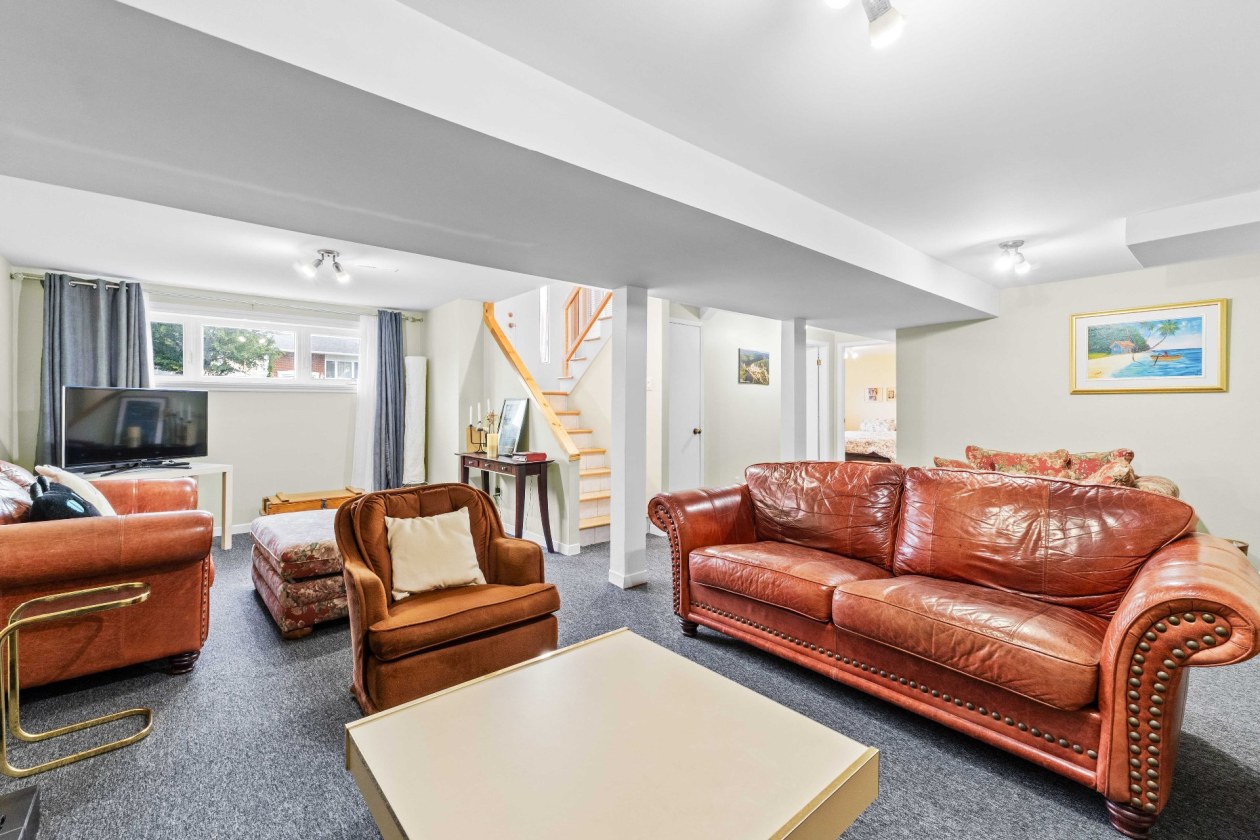 Salle familiale — 644, Av. Crépeau, Mascouche, J7K2R3, Mascouche
