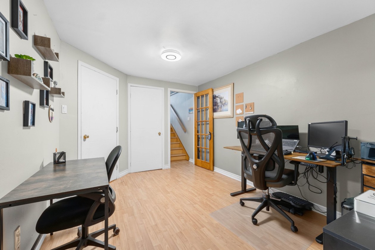 Salle familiale — 990, Rue de Bordeaux, Laval (Fabreville), H7P3Z5, Laval (Fabreville)