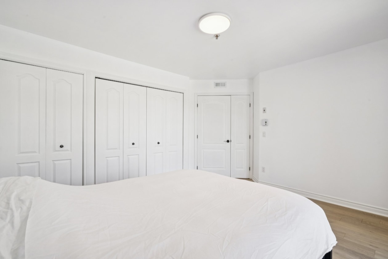 Chambre à coucher principale — 4335, Boul. Le Corbusier, 4, Laval (Sainte-Rose), H7L0G1, Laval (Sainte-Rose)