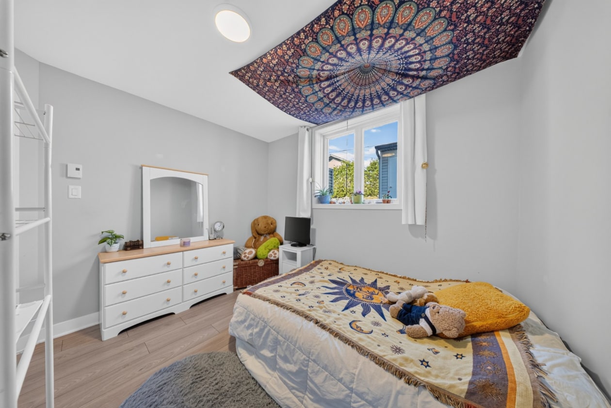 Chambre à coucher — 949, Rue Magnone, Granby, J2H3J4, Granby