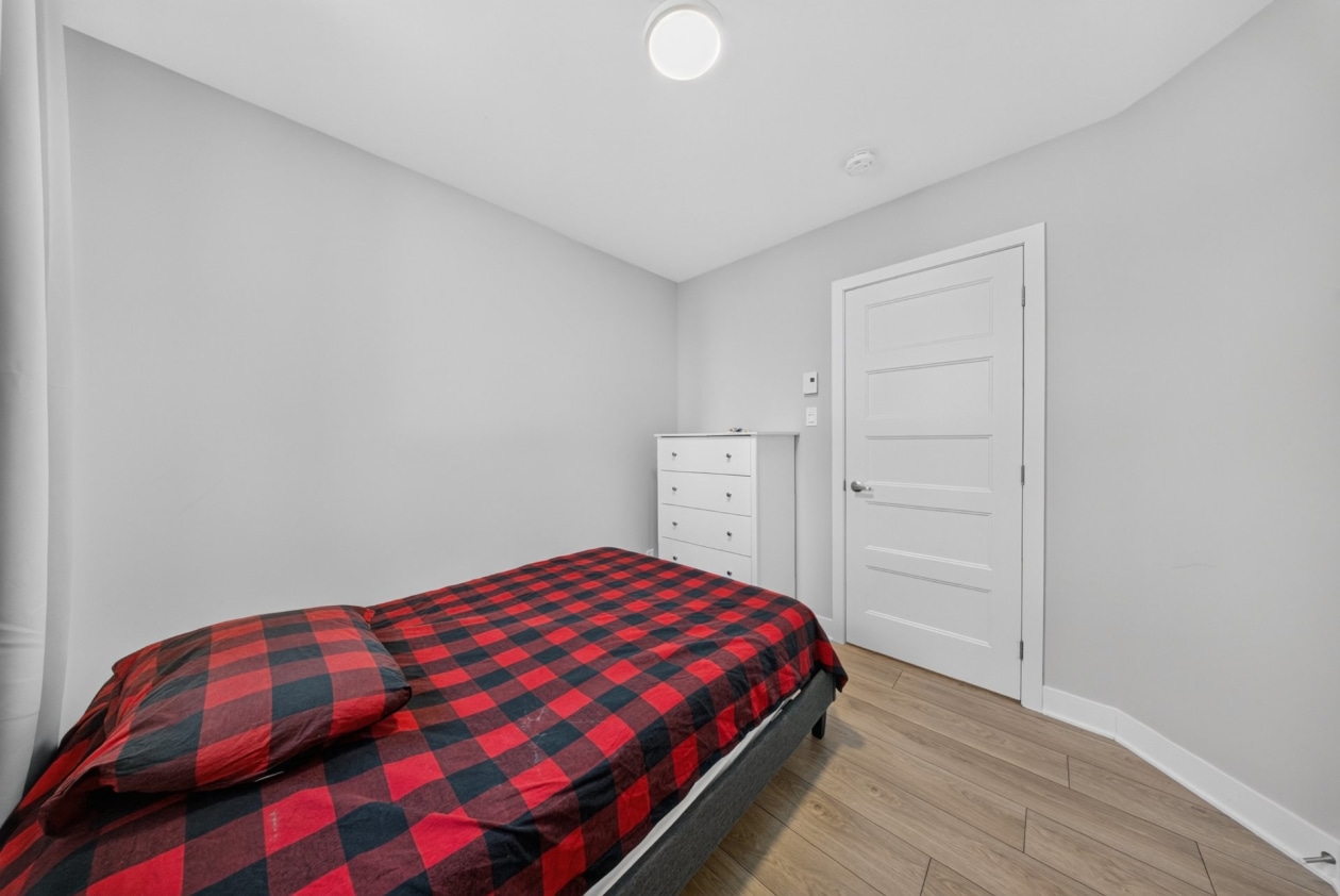 Chambre à coucher — 949, Rue Magnone, Granby, J2H3J4, Granby
