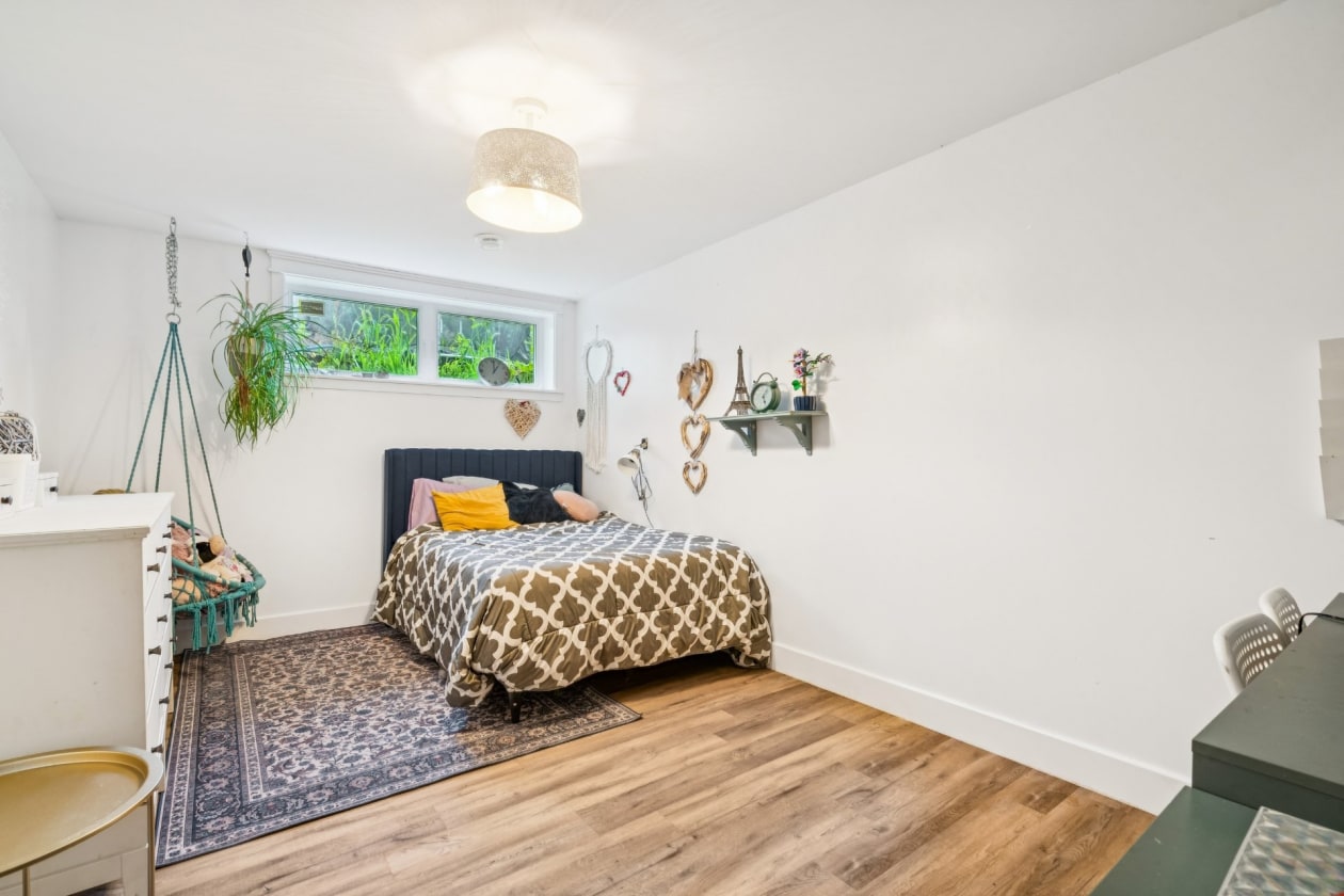 Chambre à coucher — 112, Rue du Parc, Verchères, J0L2R0, Verchères