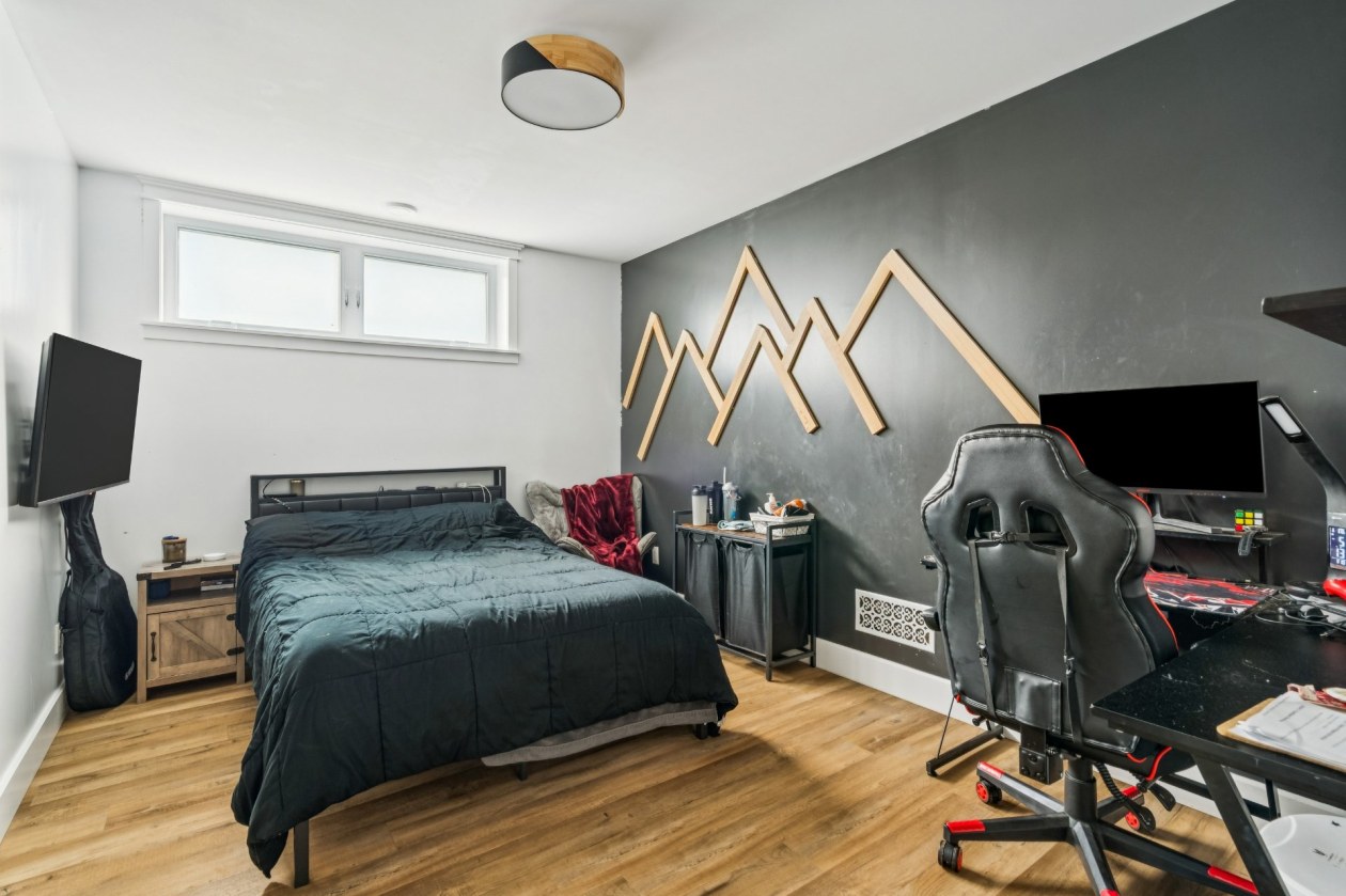 Chambre à coucher — 112, Rue du Parc, Verchères, J0L2R0, Verchères