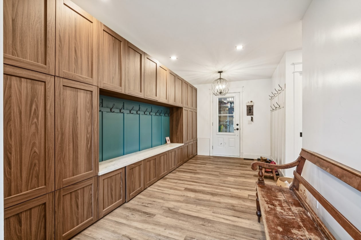 Hall d'entrée — 112, Rue du Parc, Verchères, J0L2R0, Verchères