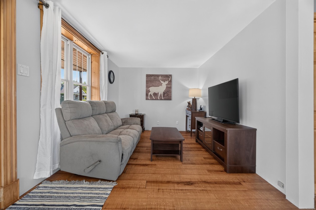 Salon — 81, Rue Soucy, La Rédemption, G0J1P0, La Rédemption