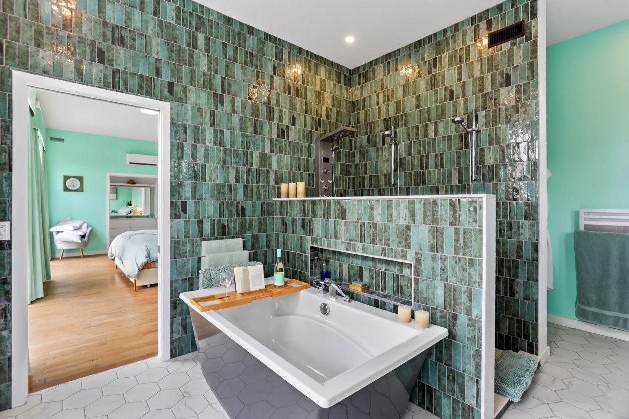Salle de bains — 5610, Ch. du Lac-Héroux, Saint-Boniface, G0X2L0, Saint-Boniface