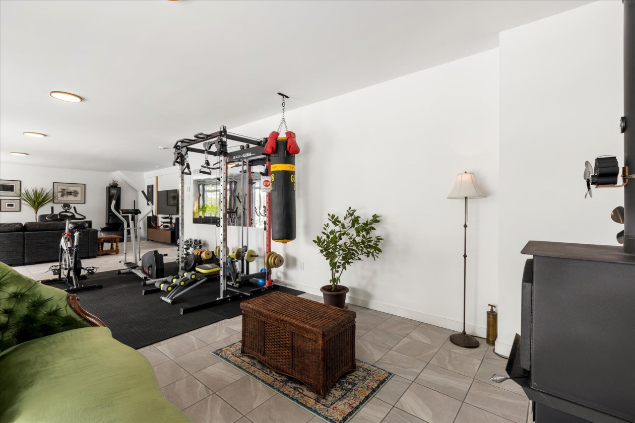 Salle familiale — 5610, Ch. du Lac-Héroux, Saint-Boniface, G0X2L0, Saint-Boniface