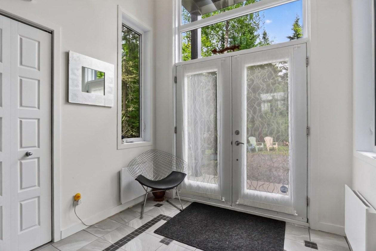 Hall d'entrée — 5610, Ch. du Lac-Héroux, Saint-Boniface, G0X2L0, Saint-Boniface