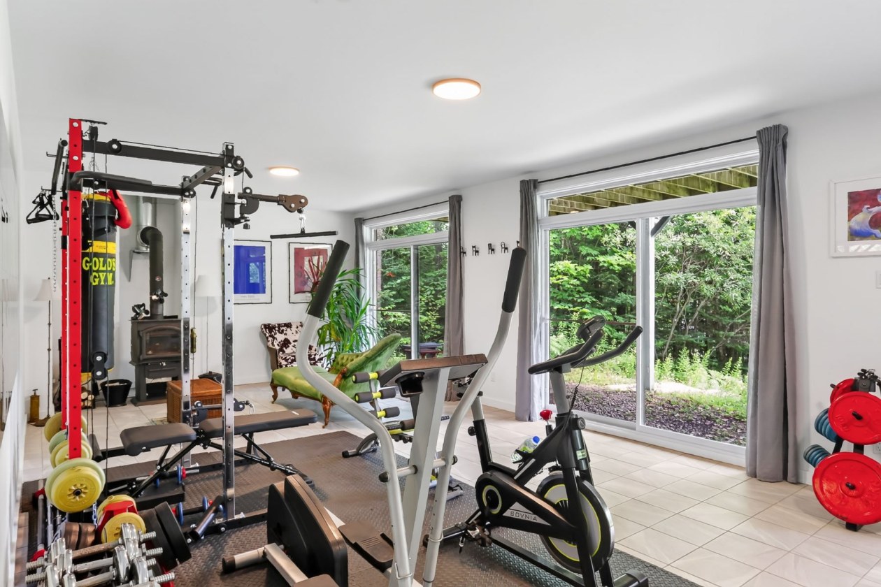 Salle familiale — 5610, Ch. du Lac-Héroux, Saint-Boniface, G0X2L0, Saint-Boniface