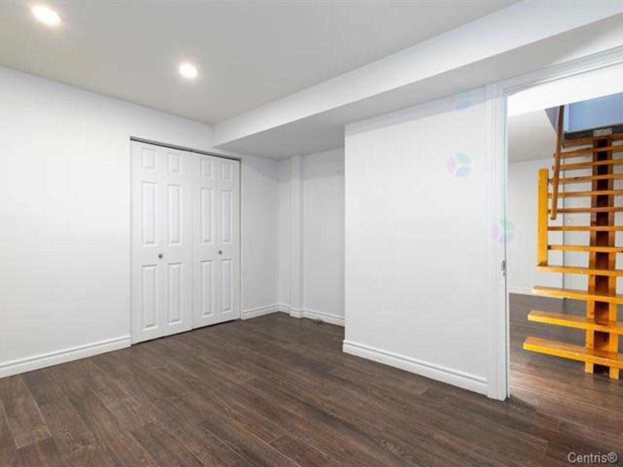 Salle familiale — 105, Rue Pierre-Curie, Châteauguay, J6K3Z7, Châteauguay
