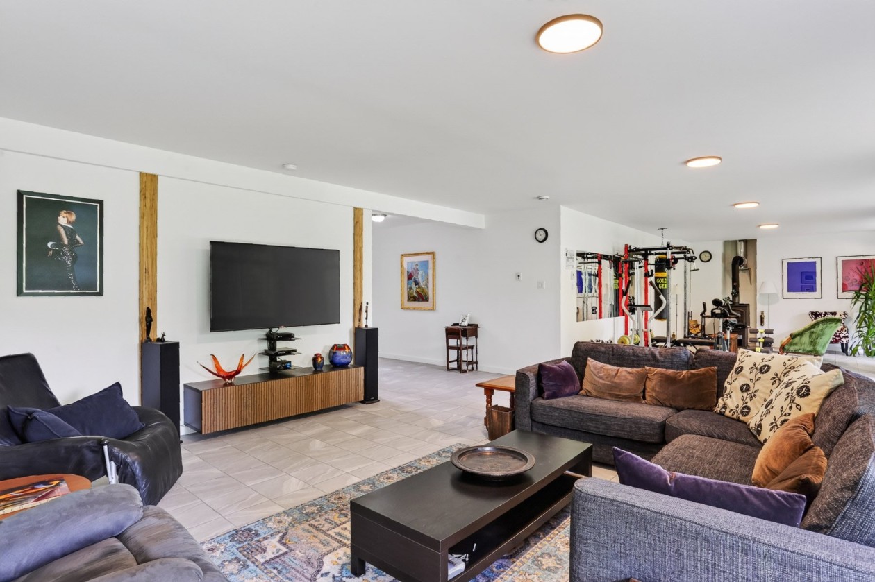 Salle familiale — 5610, Ch. du Lac-Héroux, Saint-Boniface, G0X2L0, Saint-Boniface