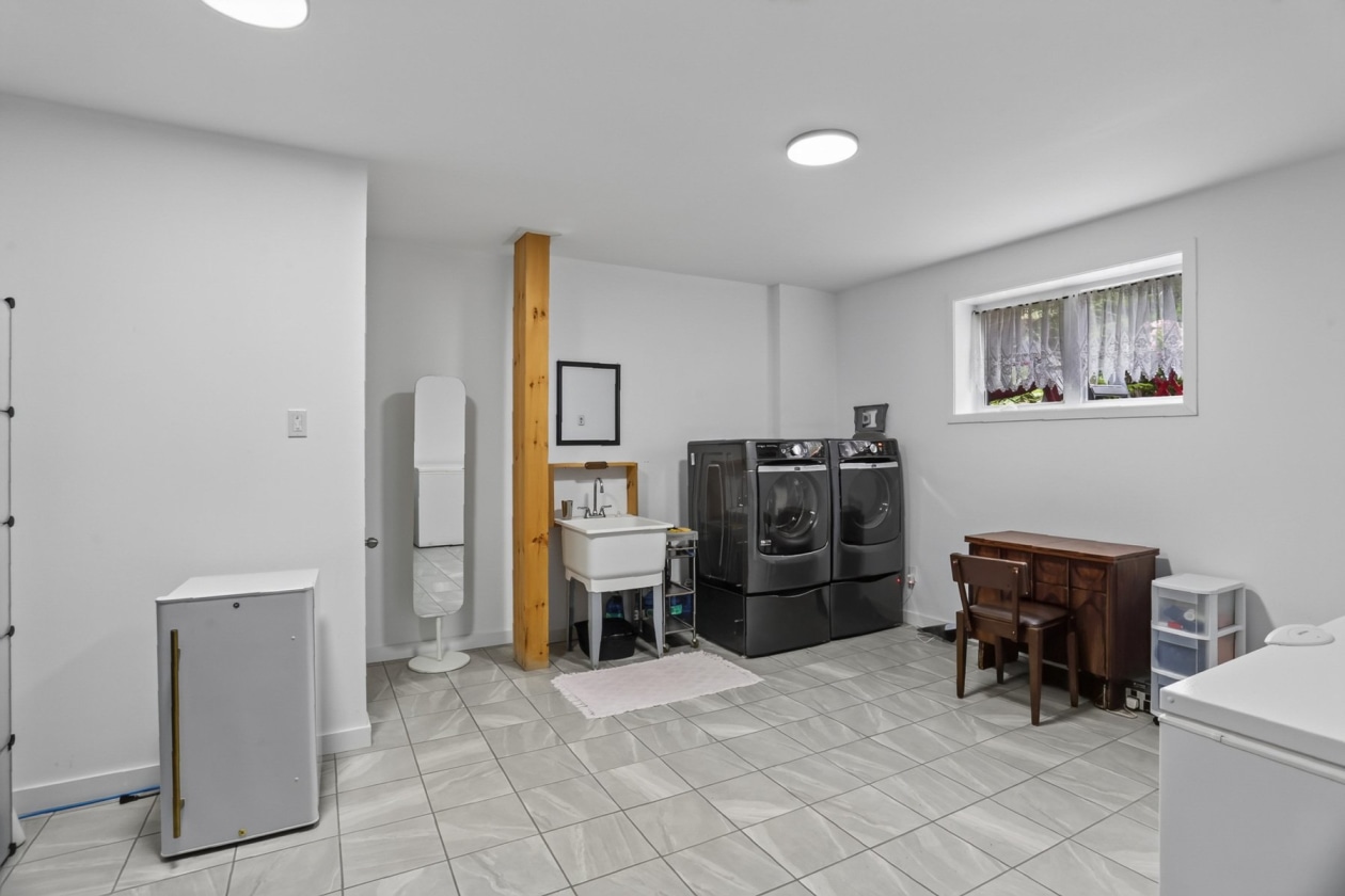Salle de lavage — 5610, Ch. du Lac-Héroux, Saint-Boniface, G0X2L0, Saint-Boniface