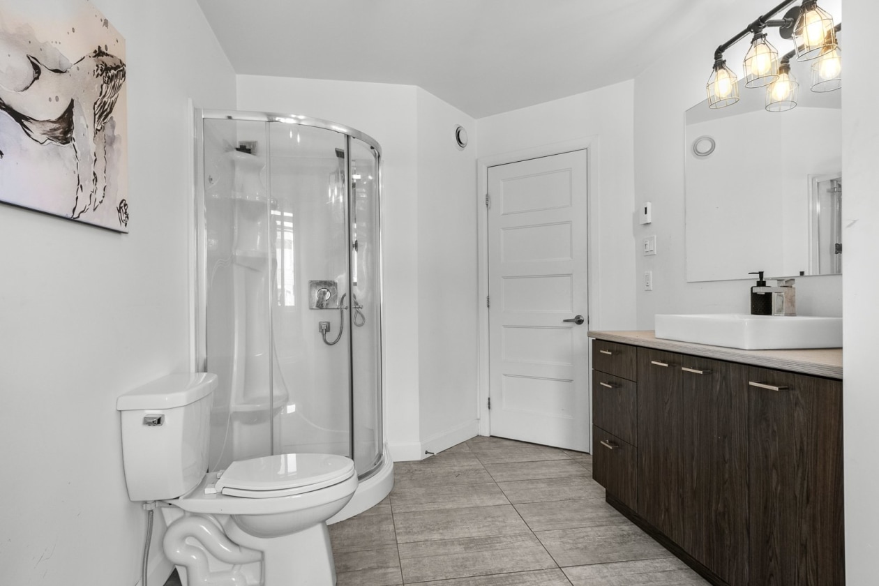 Salle de bains — 732Z, Rue de Dover, Québec (Charlesbourg ), G2L0H3, Québec (Charlesbourg )
