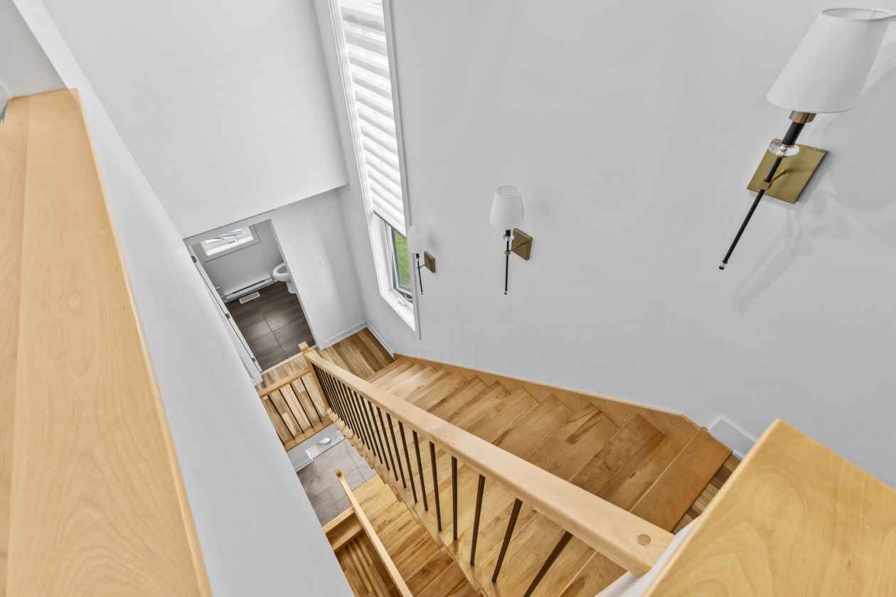 Escalier — 6144, Rue d'Angora, Terrebonne (Lachenaie), J6X0G9, Terrebonne (Lachenaie)