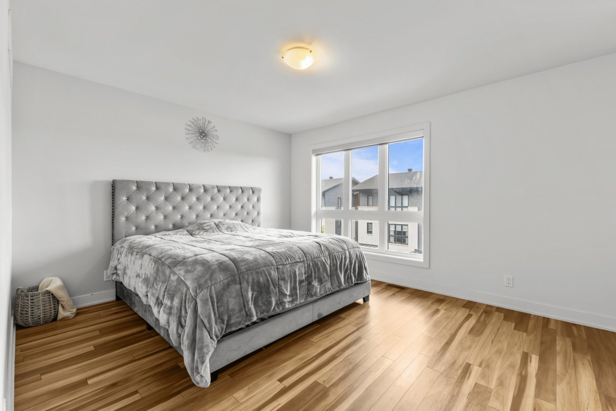 Chambre à coucher principale — 6144, Rue d'Angora, Terrebonne (Lachenaie), J6X0G9, Terrebonne (Lachenaie)
