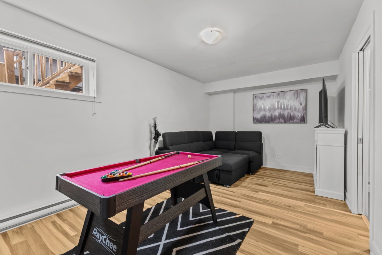 Salle familiale — 6144Z, Rue d'Angora, Terrebonne (Lachenaie), J6X0G9, Terrebonne (Lachenaie)