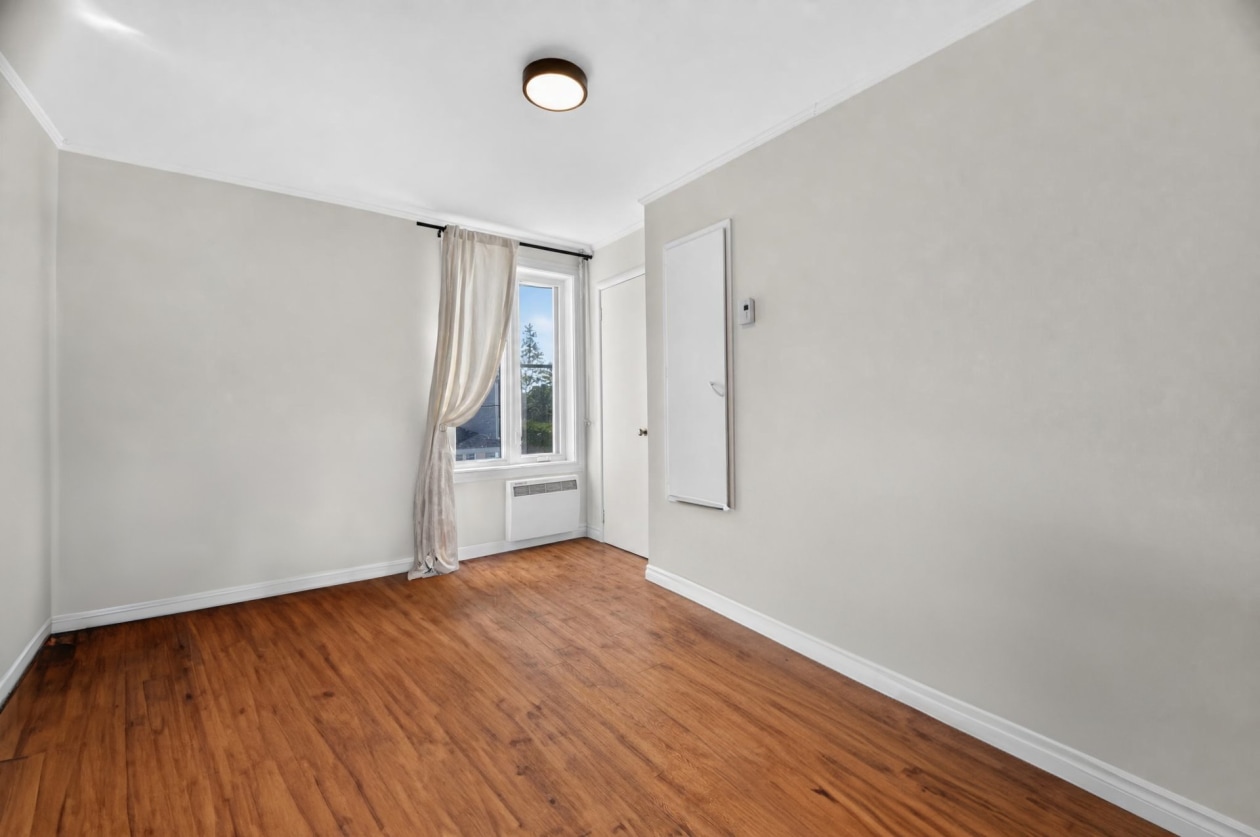 Chambre à coucher — 44A - 44C, Rue St-Elzéar, Sainte-Luce, G0K1P0, Sainte-Luce