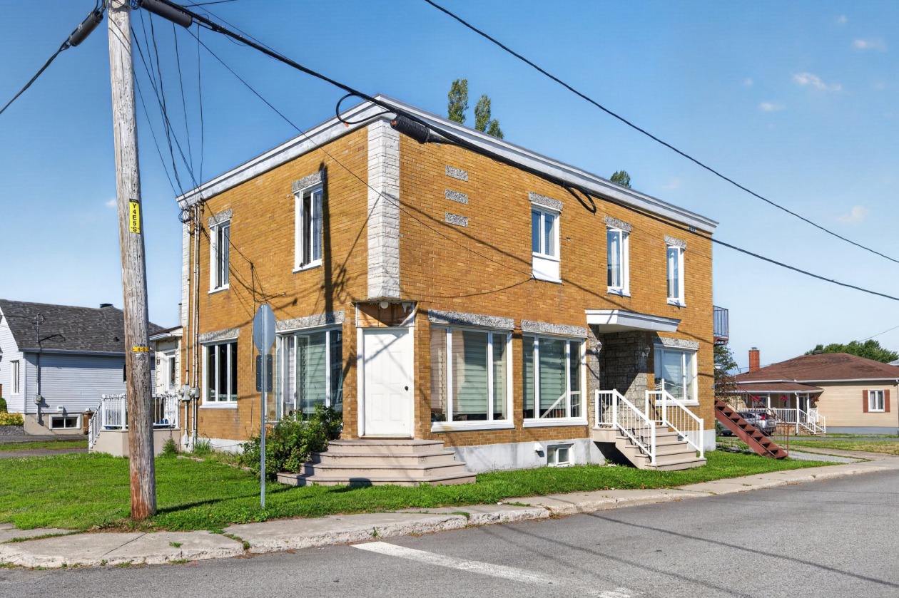 44A - 44C, Rue St-Elzéar — photo 2