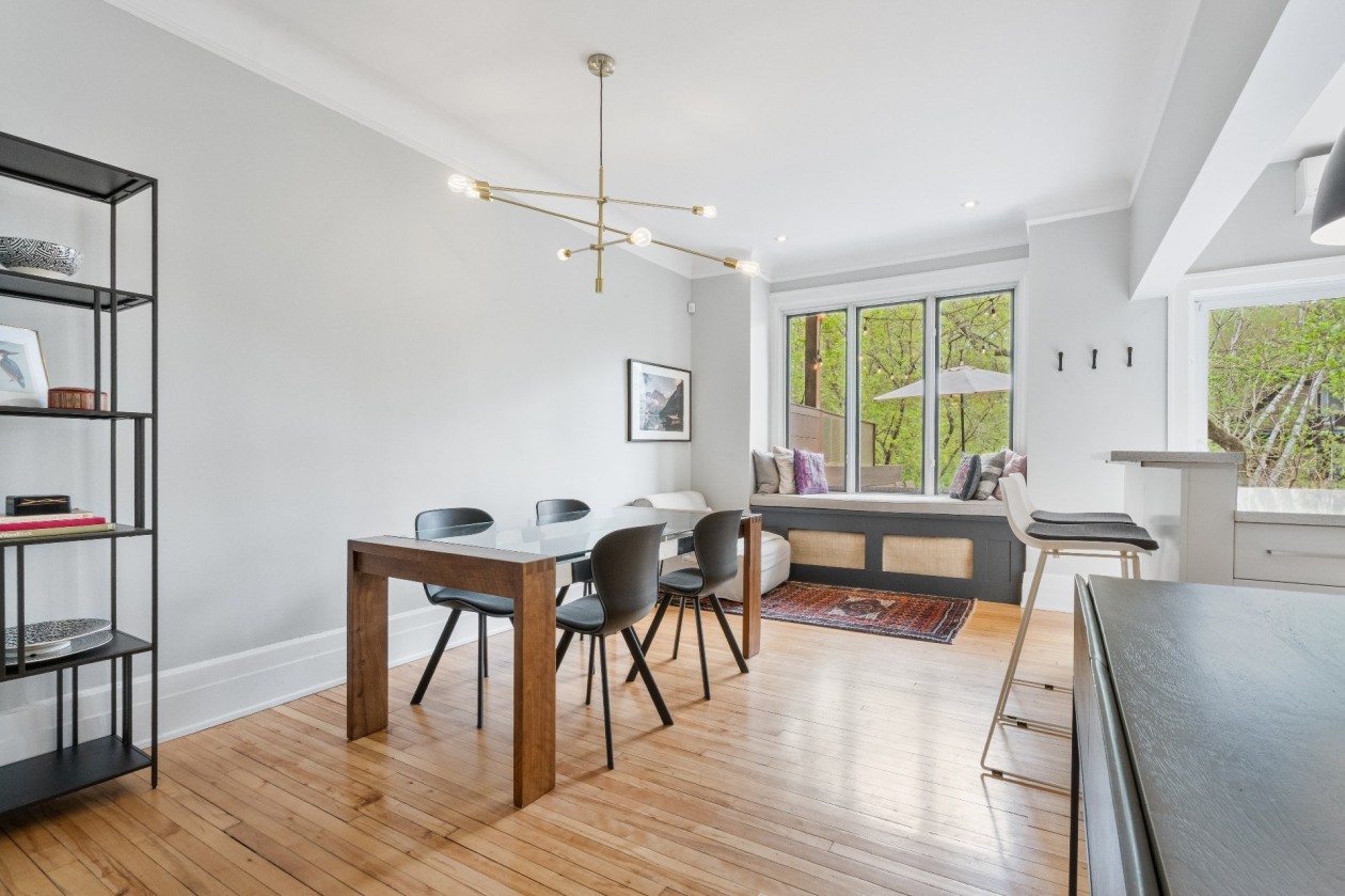 Salle à manger — 2382, Boul. Grand, Montréal (Côte-des-Neiges/Notre-Dame-de-Grâce), H4B2W9, Montréal (Côte-des-Neiges/Notre-Dame-de-Grâce)