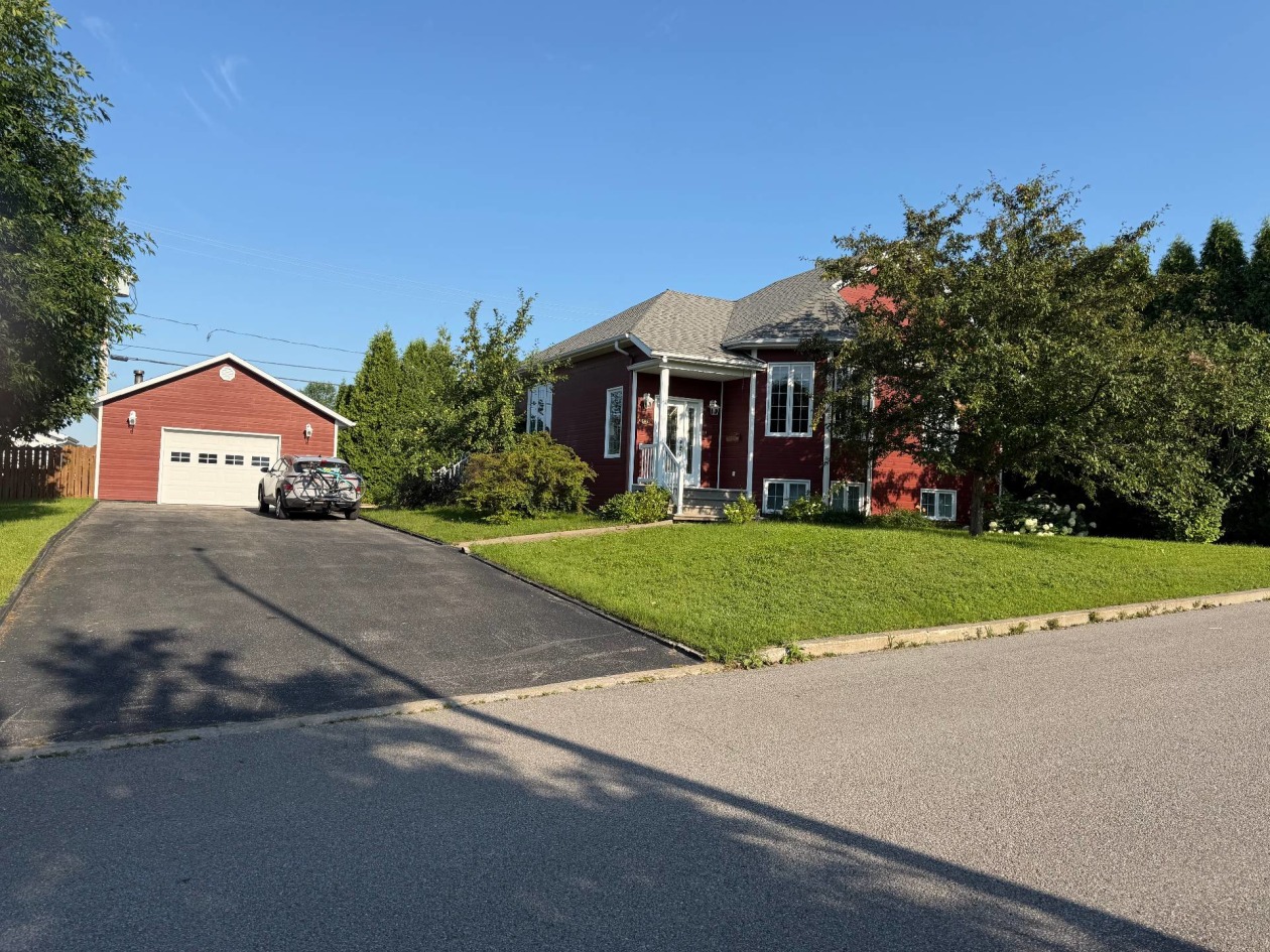 Façade — 165, Rue des Myosotis, Saguenay (Chicoutimi), G7G5H4, Saguenay (Chicoutimi)