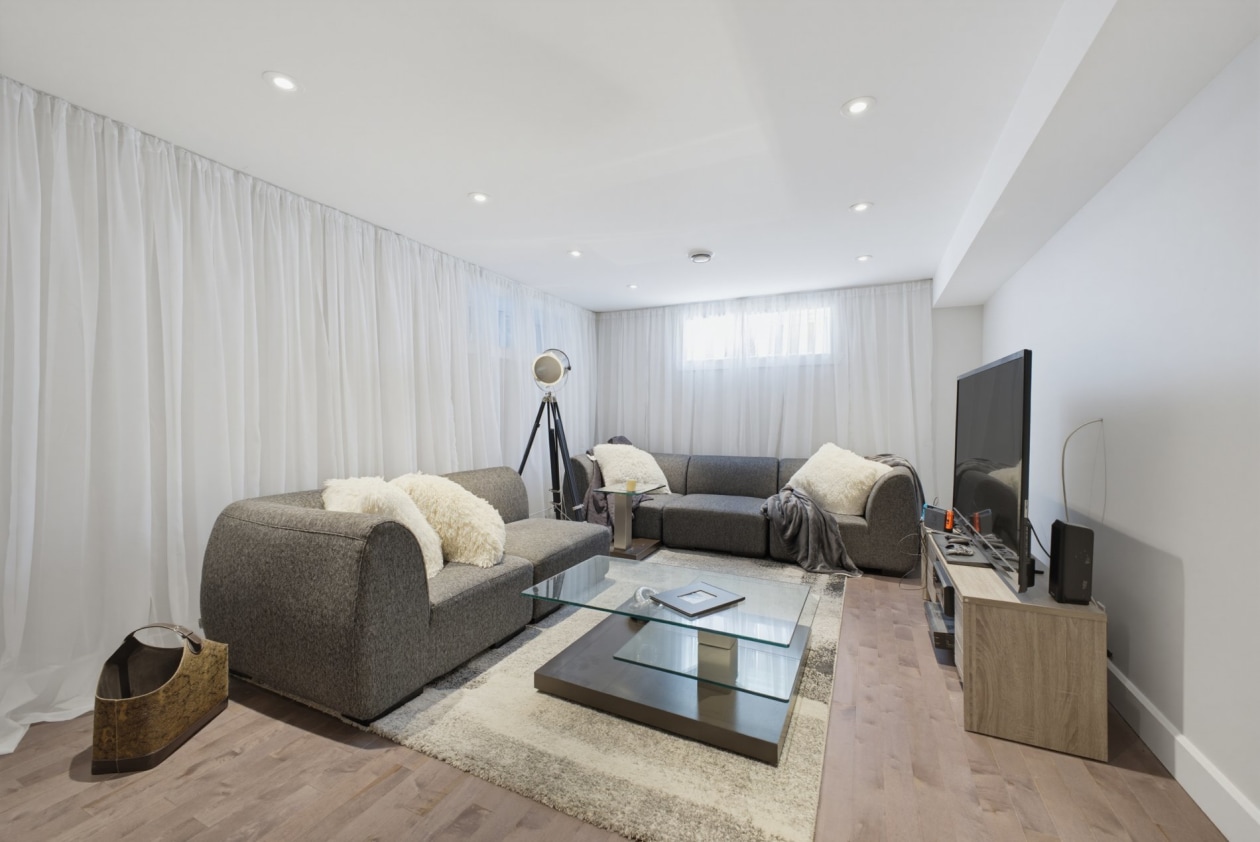 Salle familiale — 580, Av. des Grands-Prés, Terrebonne (Lachenaie), J6V0B2, Terrebonne (Lachenaie)