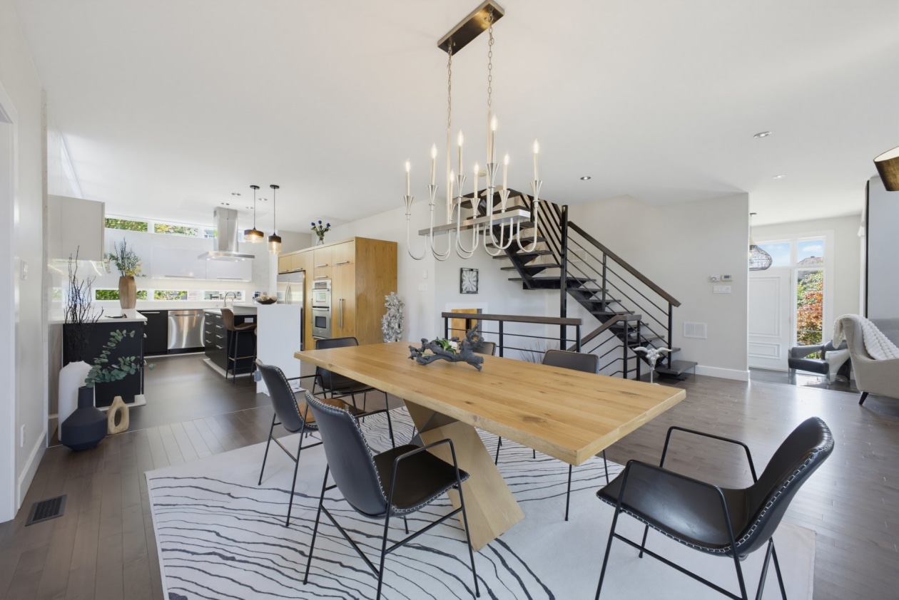 Salle à manger — 580, Av. des Grands-Prés, Terrebonne (Lachenaie), J6V0B2, Terrebonne (Lachenaie)