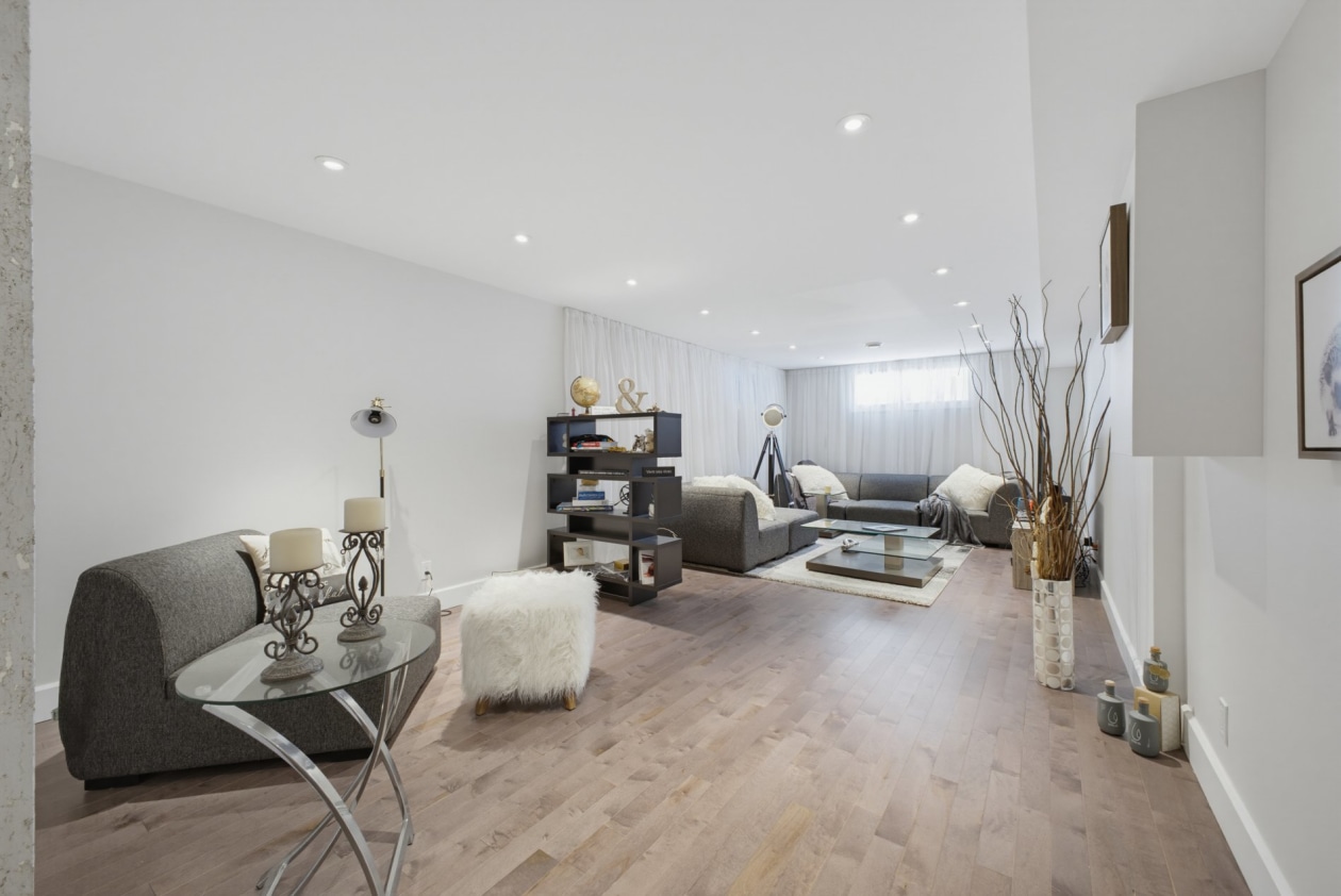 Salle familiale — 580, Av. des Grands-Prés, Terrebonne (Lachenaie), J6V0B2, Terrebonne (Lachenaie)