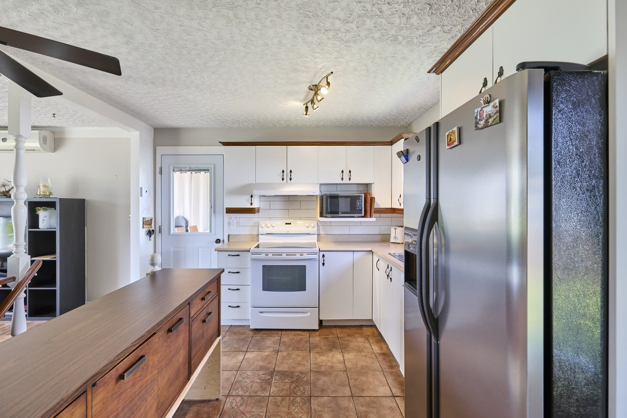 Cuisine — 3530 Rue Sicotte, Québec, G2B 3X6, Québec