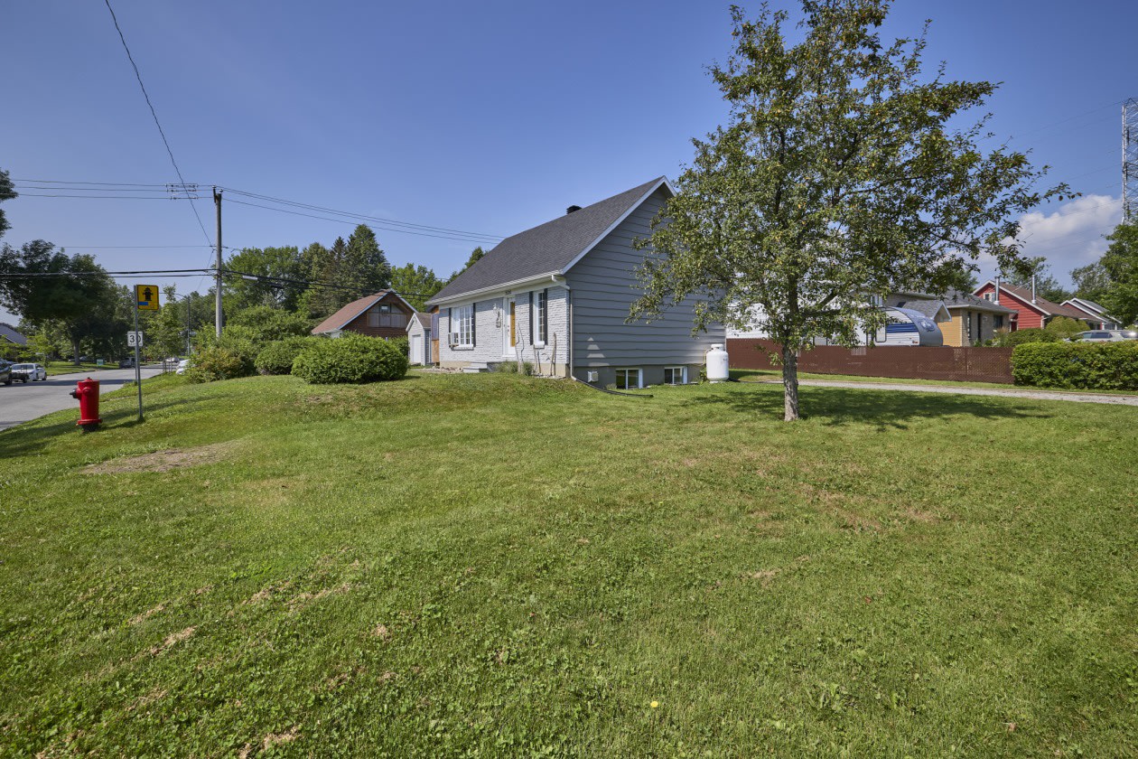 Extérieur — 3530 Rue Sicotte, Québec, G2B 3X6, Québec
