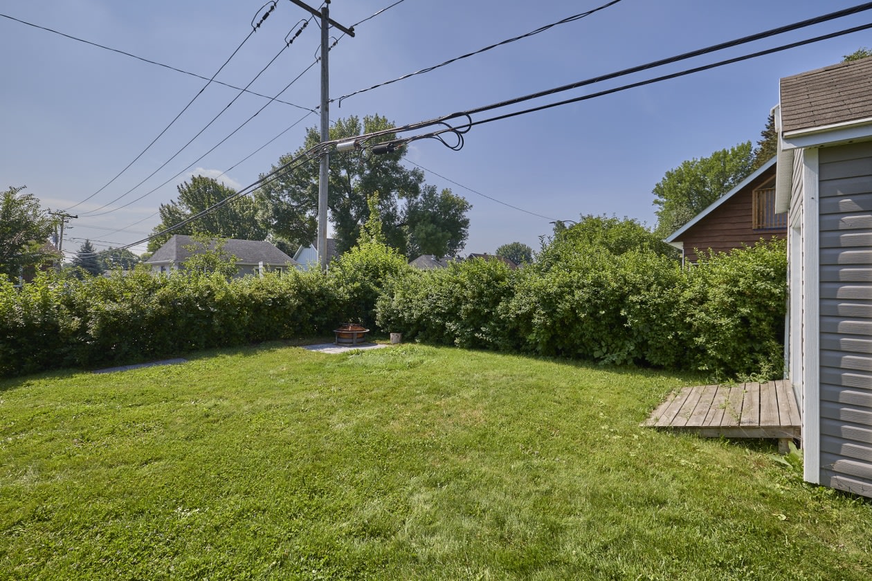 Extérieur — 3530 Rue Sicotte, Québec, G2B 3X6, Québec
