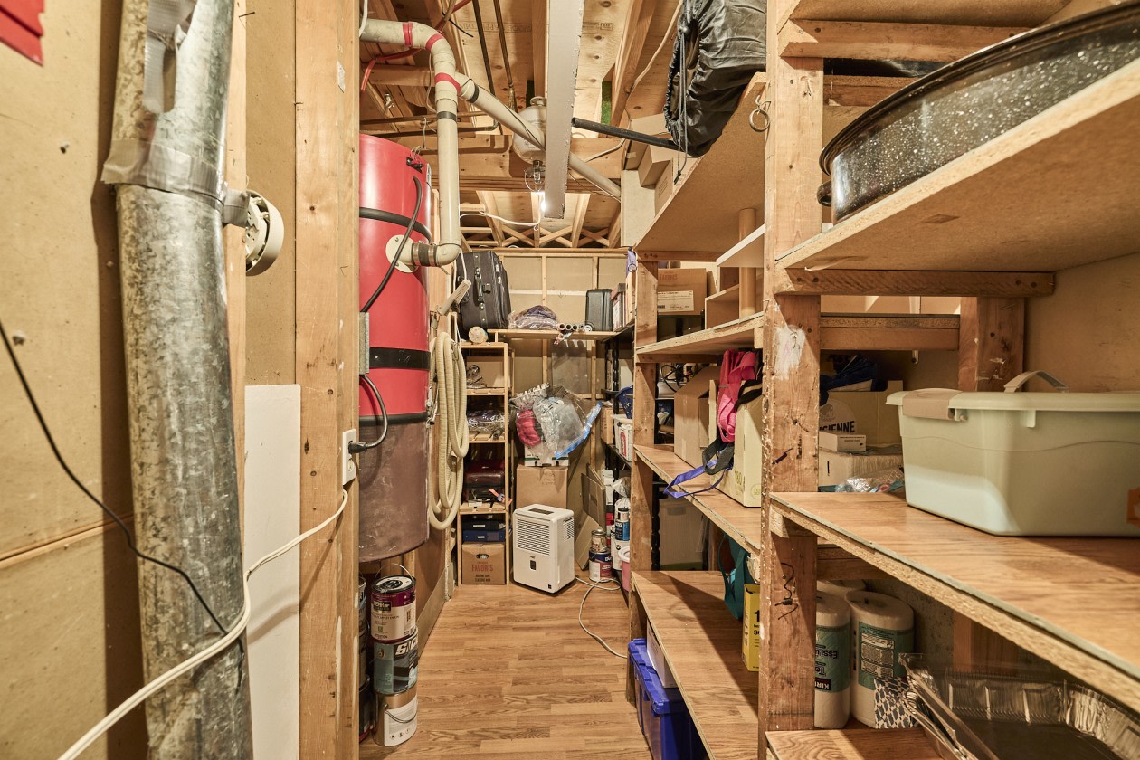 Atelier — 3530 Rue Sicotte, Québec, G2B 3X6, Québec