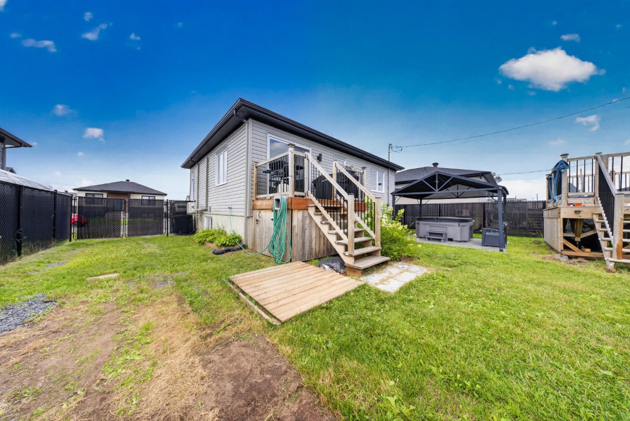 Face arrière — 2315, Rue Offenbach, Drummondville, J2B1W6, Drummondville
