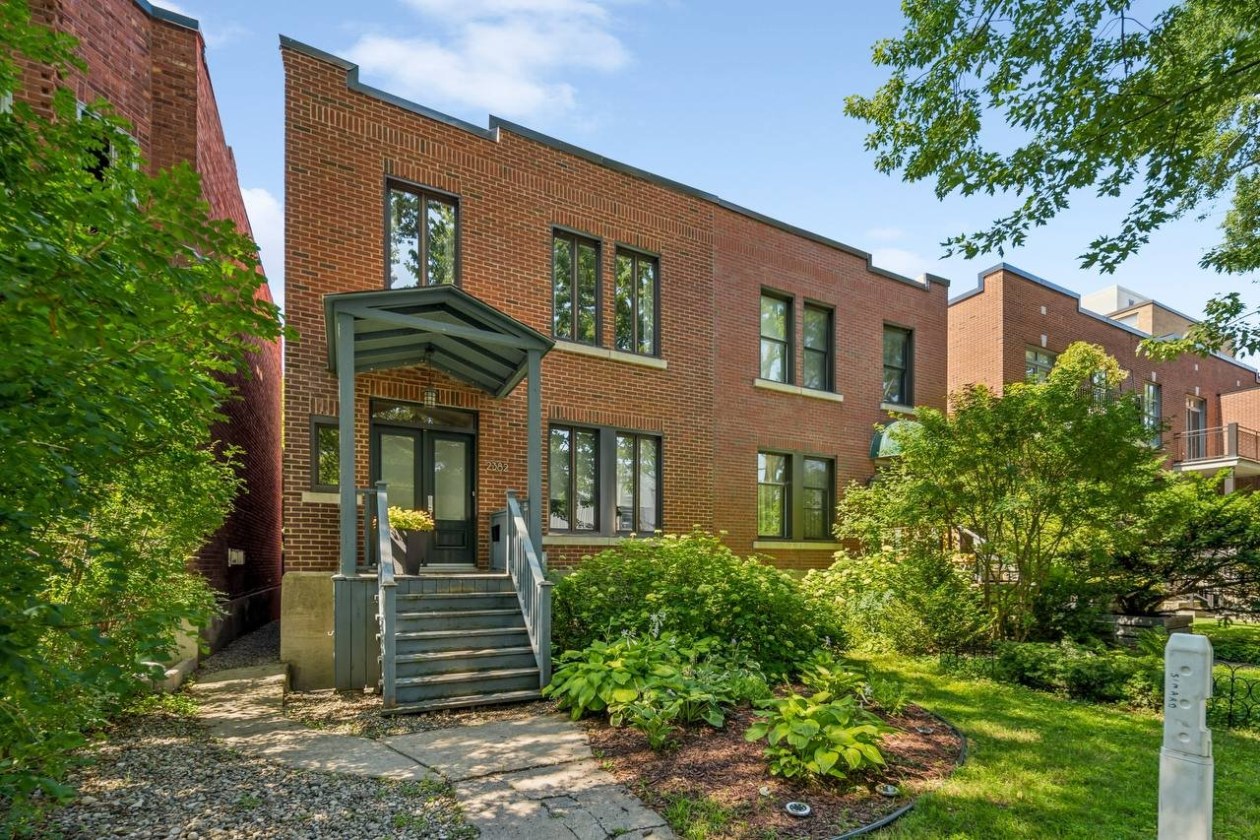 Façade — 2382, Boul. Grand, Montréal (Côte-des-Neiges/Notre-Dame-de-Grâce), H4B2W9, Montréal (Côte-des-Neiges/Notre-Dame-de-Grâce)