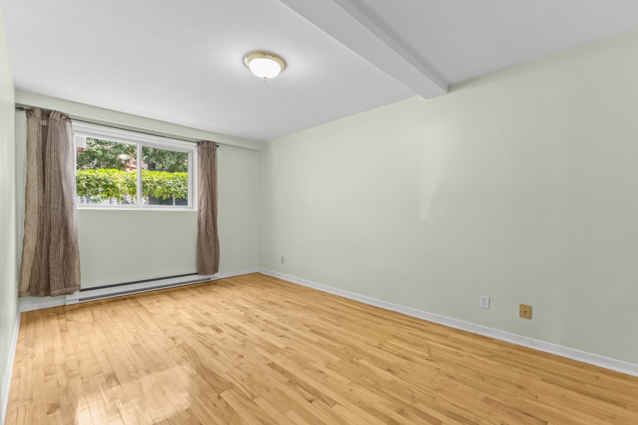 Chambre à coucher principale — 6969 - A, Rue Rainier, Montréal (Saint-Léonard), H1T3W9, Montréal (Saint-Léonard)