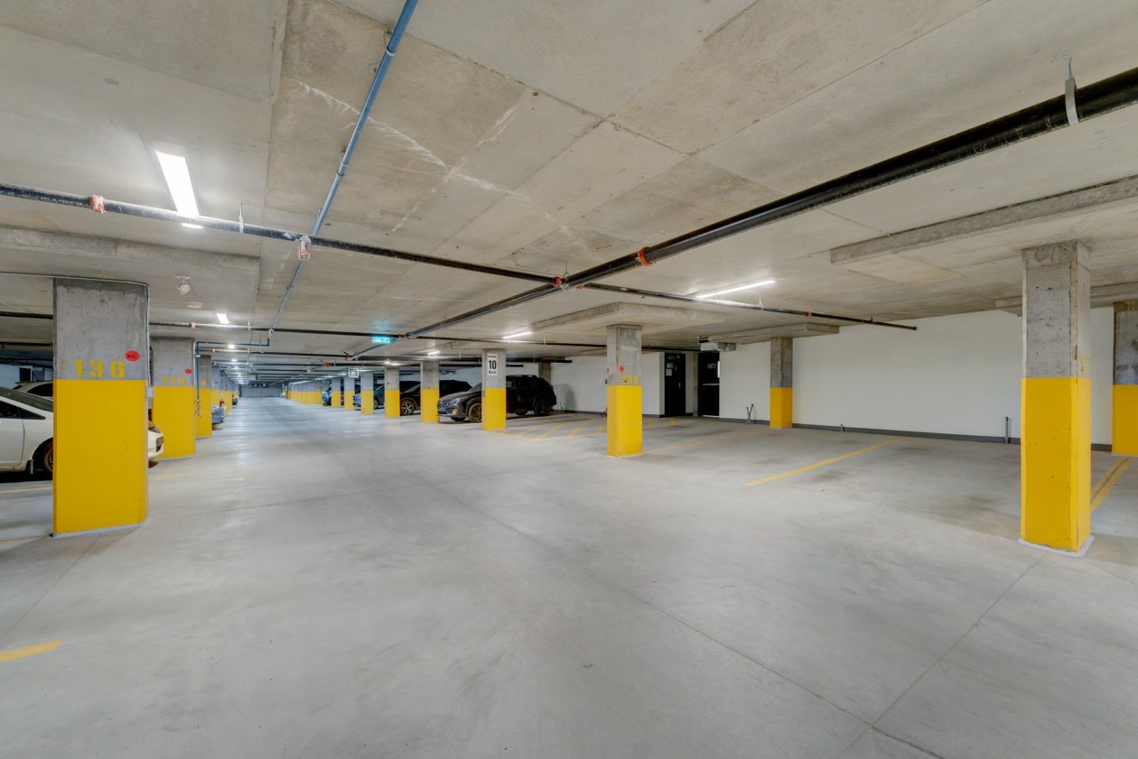 Garage — 4220, Rue Olivier-Fournier, 608, Longueuil (Saint-Hubert), J3Y1G5, Longueuil (Saint-Hubert)